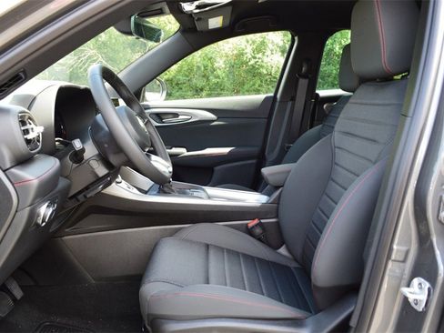 New 2025 Dodge Hornet GT w/ GT Blacktop Package image 13