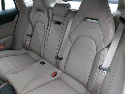 New 2026 Porsche Panamera RWD image 16