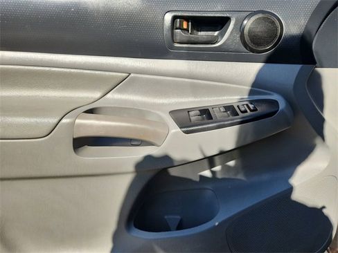 Used 2013 Toyota Tacoma PreRunner w/ Convenience Pkg image 18