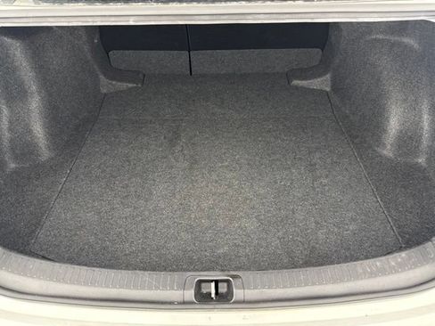 Used 2025 Toyota Corolla LE FWD image 31