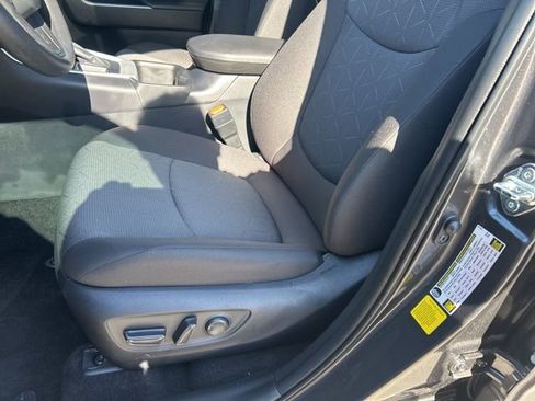 Used 2025 Toyota RAV4 XLE w/ Convenience Package image 12