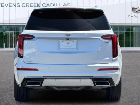 Used 2020 Cadillac XT6 Premium Luxury AWD/4WD image 4