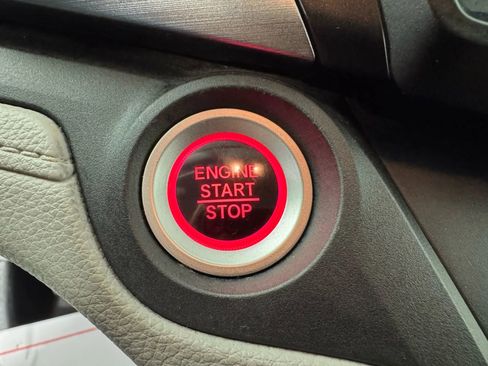 Used 2020 Honda Odyssey LX image 17