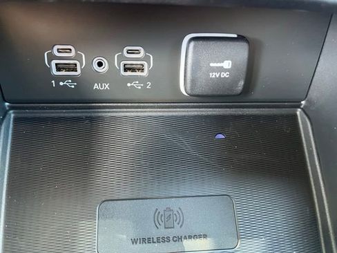 New 2025 Jeep Grand Cherokee Altitude image 22