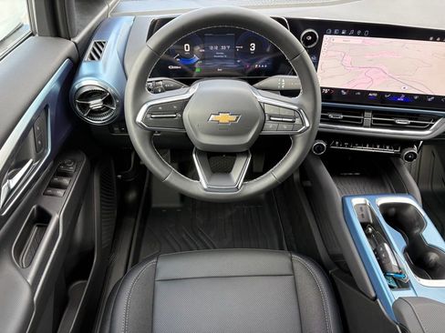 New 2026 Chevrolet Equinox EV LT image 29