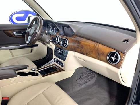 Used 2015 Mercedes-Benz GLK 350 2WD image 39