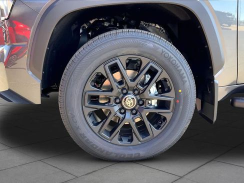 New 2026 Toyota Tundra Limited AWD/4WD image 11