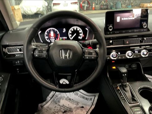 Used 2024 Honda Civic EX image 8
