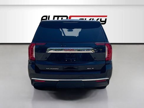Used 2023 GMC Yukon XL SLT w/ SLT Premium Package AWD/4WD image 6