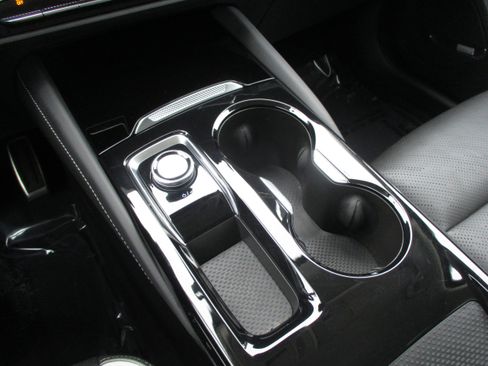 Used 2025 Buick Envision Sport Touring image 27