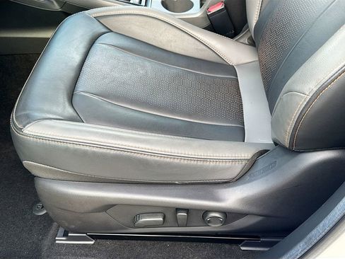 Certified 2025 Subaru Crosstrek 2.5i Limited w/ Crosstrek Mirror Package image 27