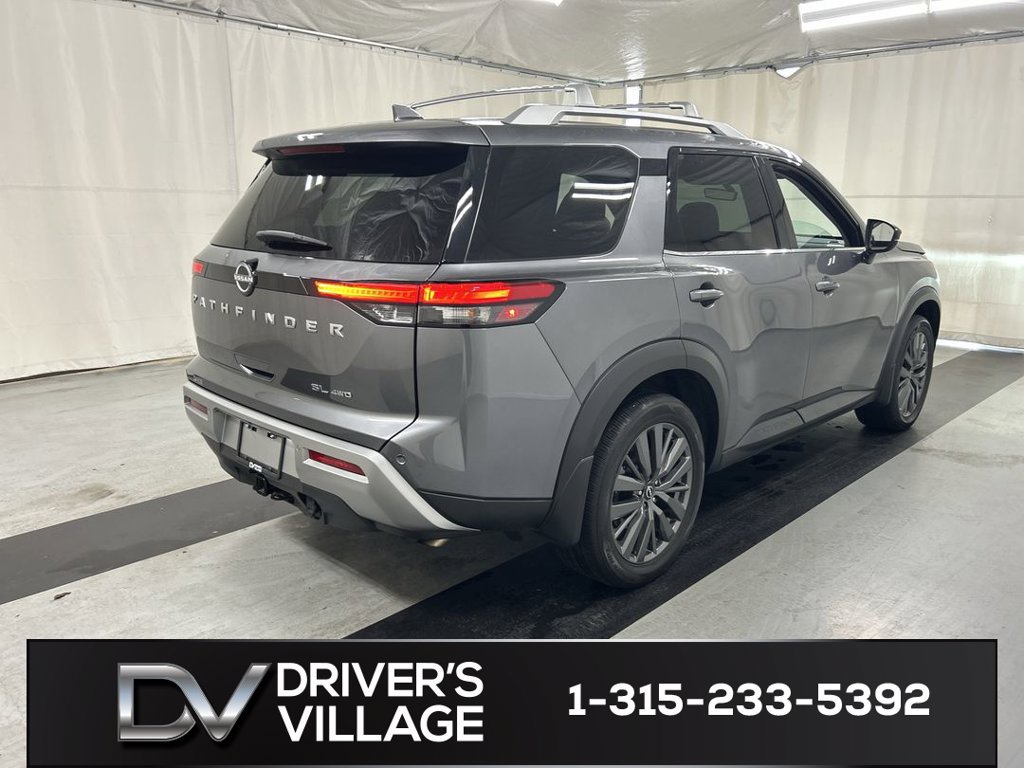 Used 2024 Nissan Pathfinder SL w/ SL Premium Package AWD/4WD image 2