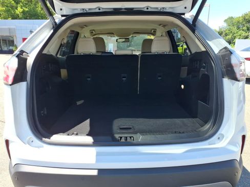 Used 2022 Ford Edge SEL w/ Convenience Package AWD/4WD image 16