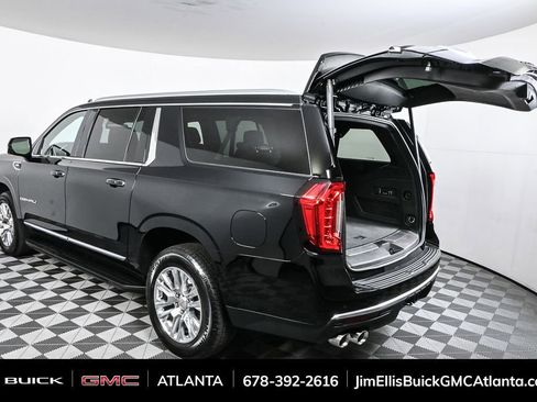 Used 2024 GMC Yukon XL Denali image 35