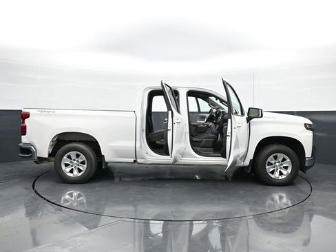 Used 2020 Chevrolet Silverado 1500 LT w/ Trailering Package image 42