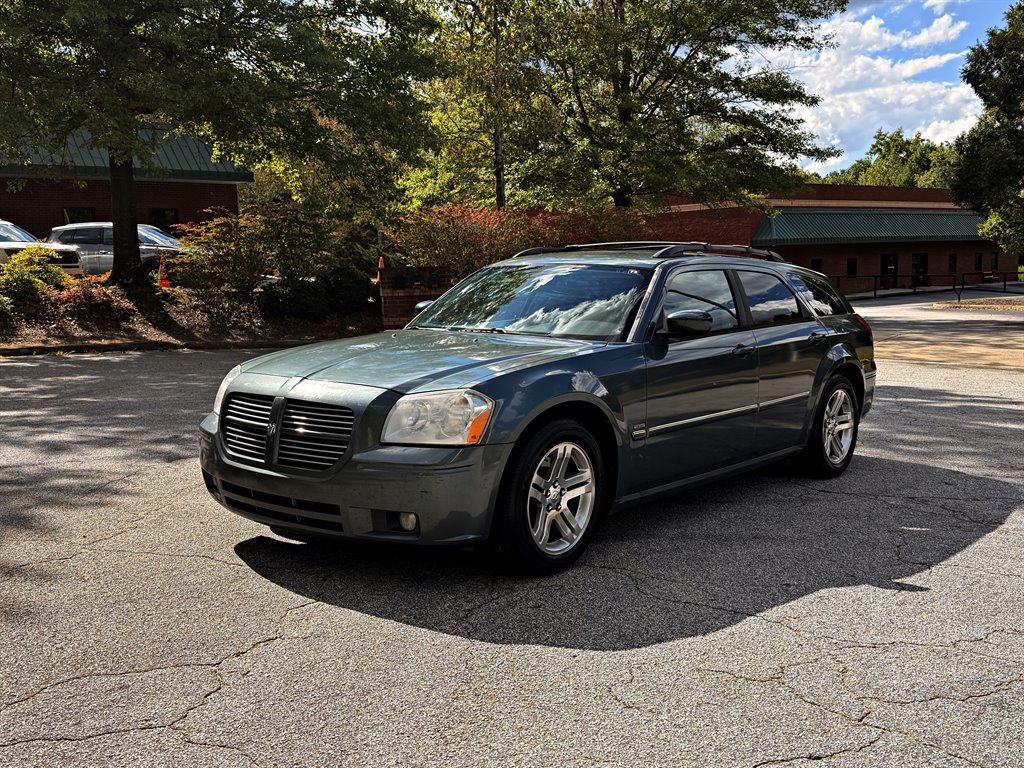 Used 2005 Dodge Magnum R/T w/ Convenience Group II RWD image 1