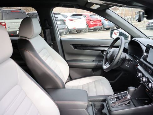 Certified 2026 Honda CR-V Sport Touring image 8