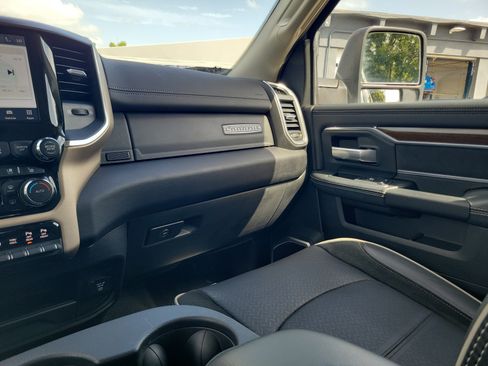 Used 2024 RAM 2500 Laramie w/ Safety Group AWD/4WD image 19