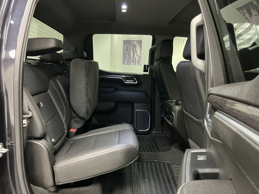 Used 2022 Chevrolet Silverado 1500 LTZ RWD image 27