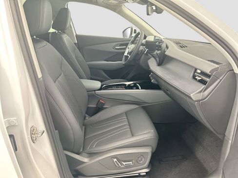 New 2026 Audi Q3 quattro 2.0T AWD/4WD image 19