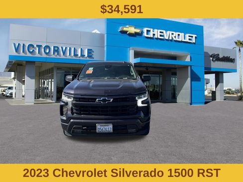 Used 2023 Chevrolet Silverado 1500 RST w/ Protection Package RWD image 2