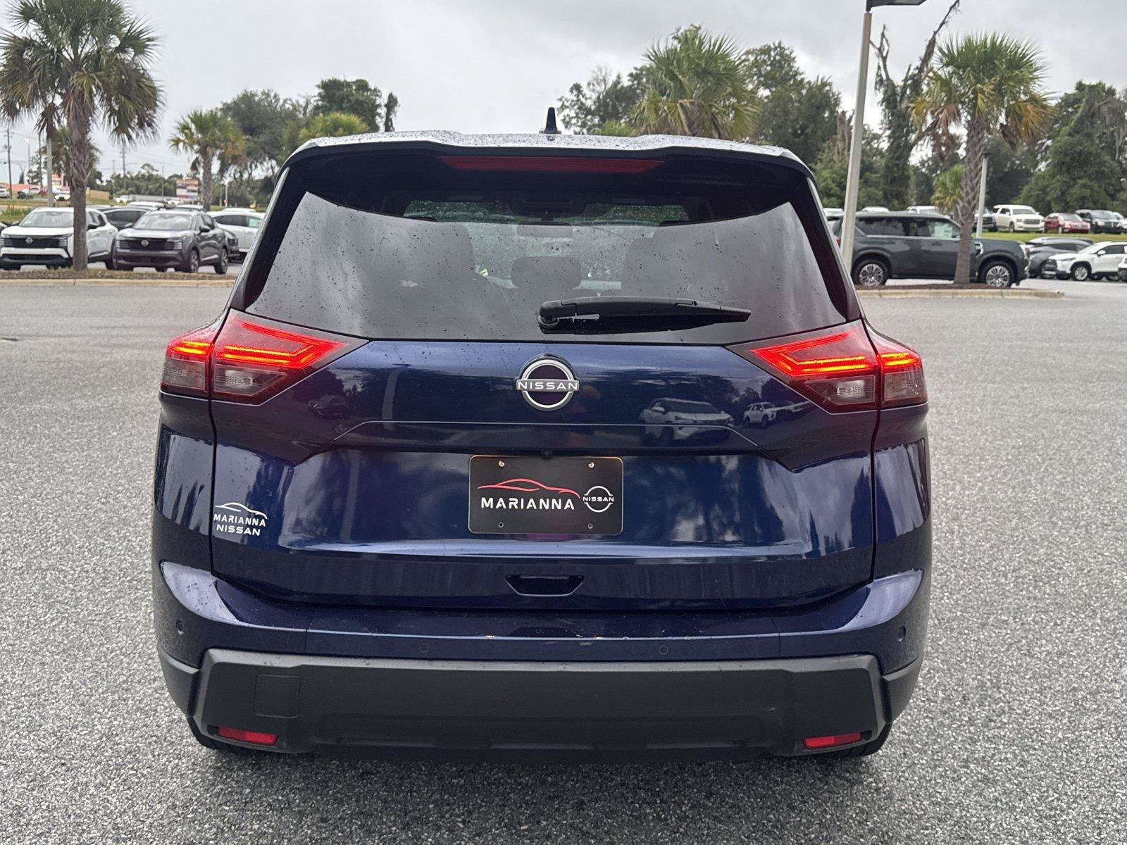 Used 2025 Nissan Rogue SV AWD/4WD image 30