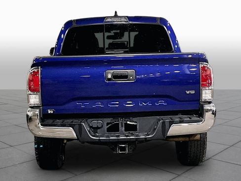 Used 2023 Toyota Tacoma TRD Off-Road AWD/4WD image 5