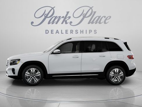 Used 2026 Mercedes-Benz GLB 250 image 6