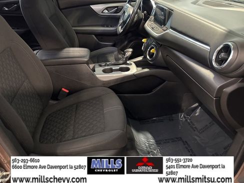 Used 2019 Chevrolet Blazer LT FWD image 18