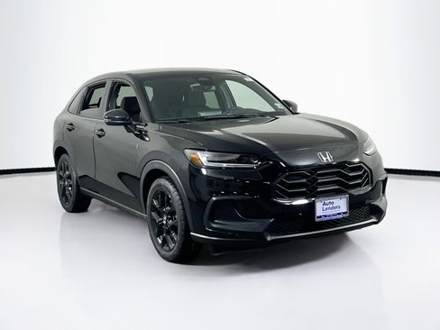 Used 2023 Honda HR-V Sport image 3