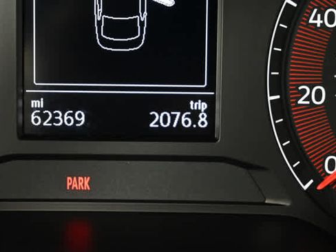 Used 2021 Volkswagen Jetta SE image 24