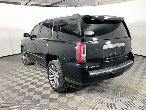 Used 2019 GMC Yukon Denali w/ Denali Ultimate Package image 4