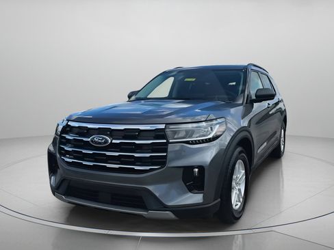 New 2026 Ford Explorer Active w/ Active Comfort Package image 10