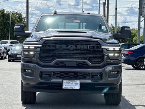 New 2026 RAM 3500 Laramie AWD/4WD image 9