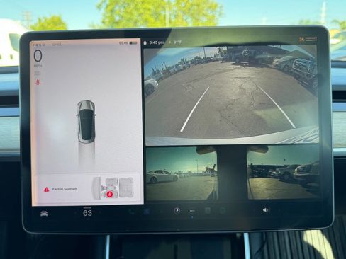 Used 2018 Tesla Model 3 Long Range RWD image 17