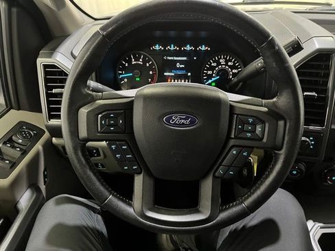 Used 2018 Ford F150 XLT w/ Equipment Group 302A Luxury AWD/4WD image 17