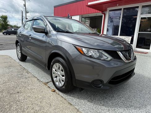 Used 2019 Nissan Rogue Sport S FWD image 13