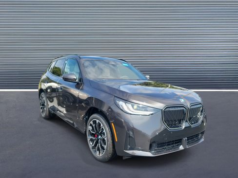 New 2025 BMW X3 xDrive30i w/ Premium Package image 2