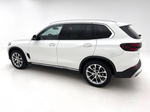 Certified 2024 BMW X5 xDrive40i w/ Premium Package AWD/4WD image 10