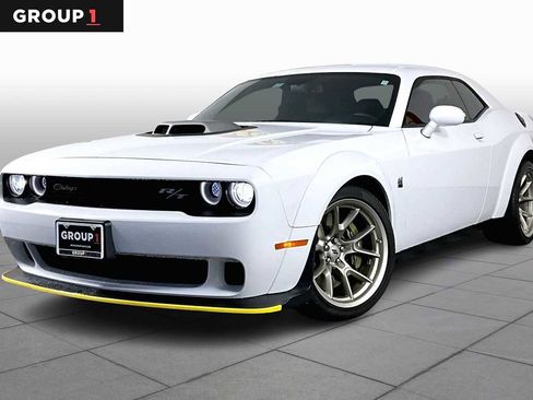 Used 2023 Dodge Challenger R/T Scat Pack image 1