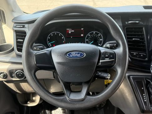 Used 2022 Ford Transit 350 DRW RWD image 11