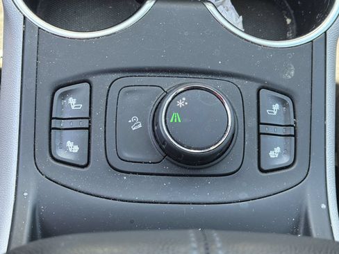 Used 2019 GMC Terrain SLE w/ Driver Convenience Package FWD image 7