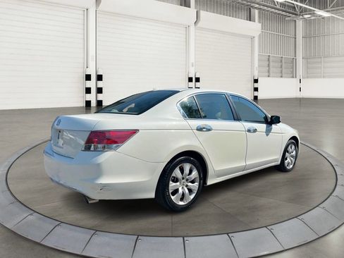 Used 2010 Honda Accord EX-L image 3