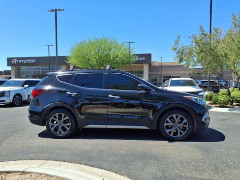 Used 2017 Hyundai Santa Fe Sport FWD image 7