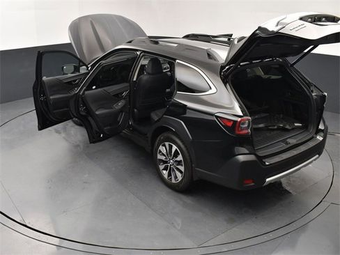 Used 2025 Subaru Outback Limited XT w/ Popular Package #2 image 28