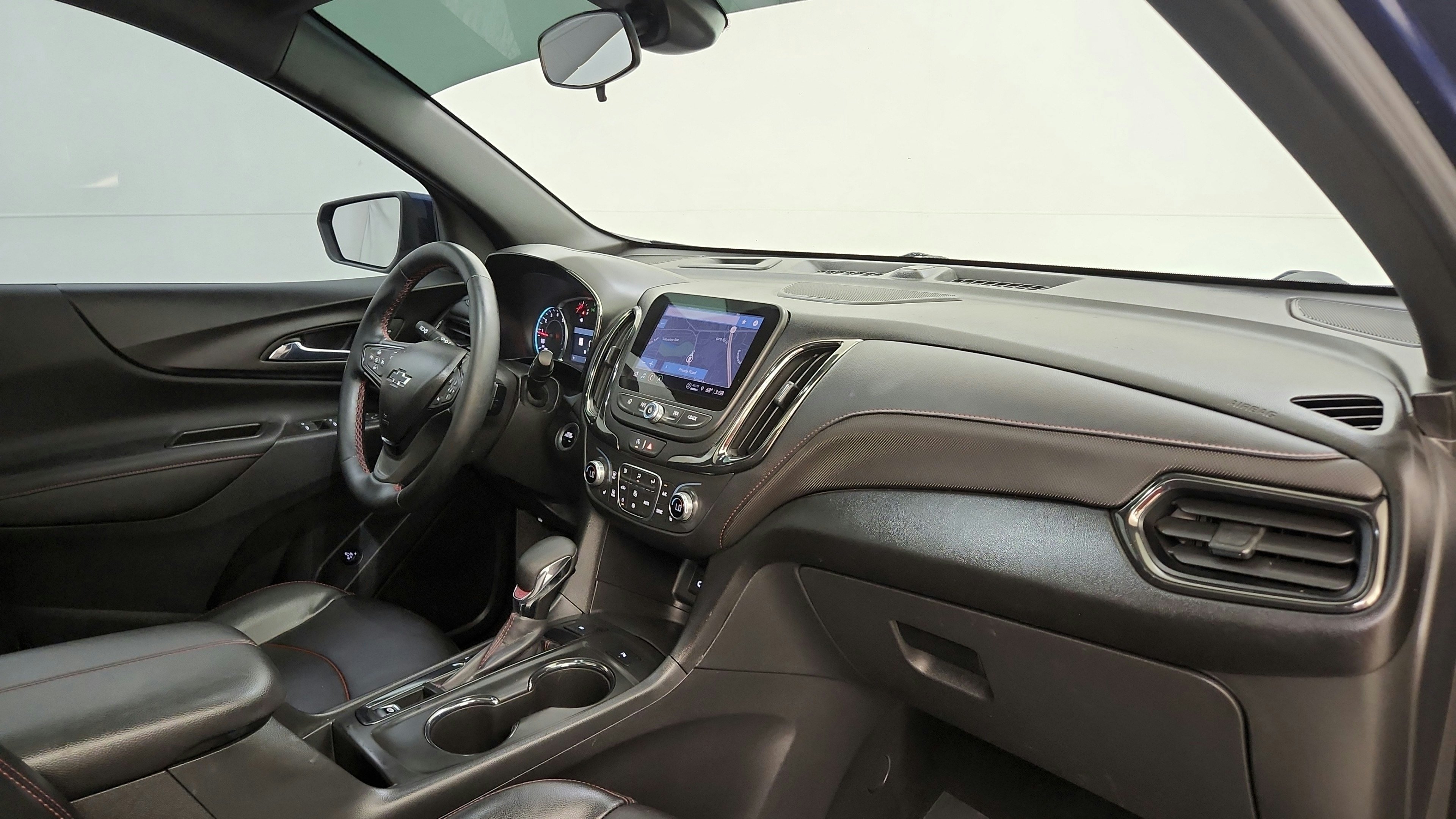 Used 2023 Chevrolet Equinox RS w/ RS Leather Package AWD/4WD image 34