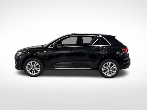 Certified 2025 Audi Q3 2.0T Premium Plus w/ Premium Plus Package AWD/4WD image 2