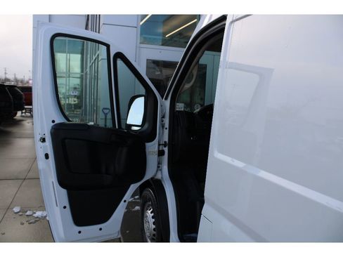 New 2026 RAM ProMaster 2500 w/ Premium Convenience Group image 5