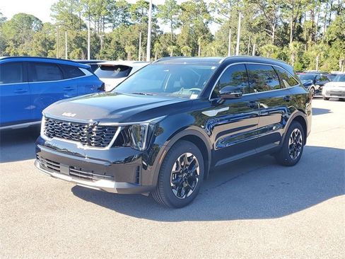 New 2026 Kia Sorento S w/ S Panoramic Sunroof Package image 3