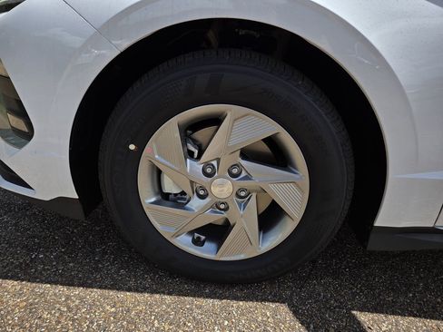 New 2026 Hyundai Sonata SE FWD image 23